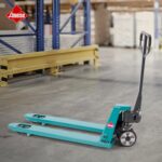 Ameise Hubwagen PTM | 2.500 kg Tragkraft | 1.150 mm Gabellänge | Lenkrad aus laufruhigem Vollgummi | Tandem-Gabelrollen aus robustem Polyurethan | Palettenhubwagen